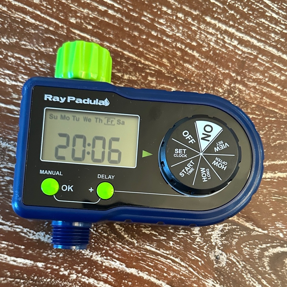 Blue and Green Water Timer